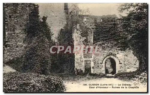 Ansichtskarte AK Clisson Le Chateau Cour d&#39Honneur Ruines de La Chapelle