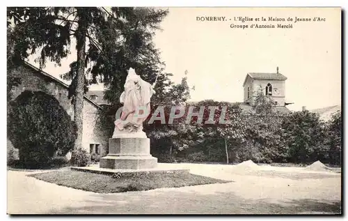 Cartes postales Domremy L'Eglise et la Maison de Jeanne D'Arc Groupe d'Antonin Mercie