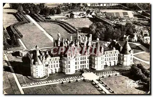 Cartes postales moderne Chambord Vue Aerienne le chateau les chemines et les Terrasses