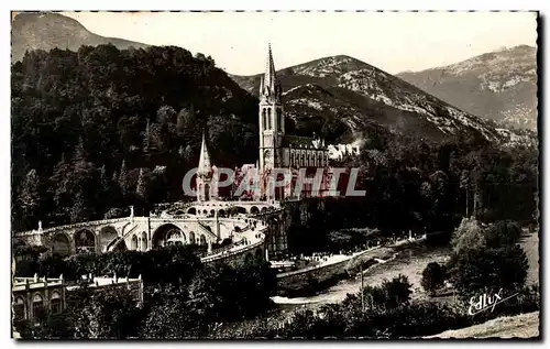 Cartes postales Lourdes La Basilique