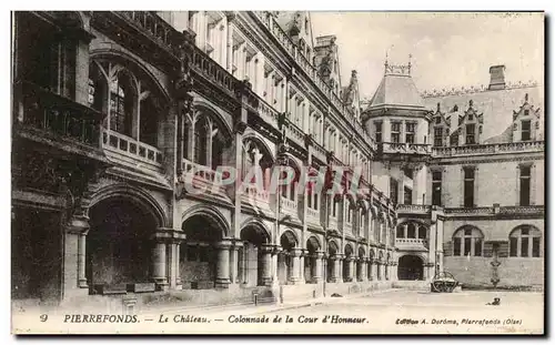 Cartes postales Pierrefonds Le Chateau Colonnade de la Cour d&#39Honneur