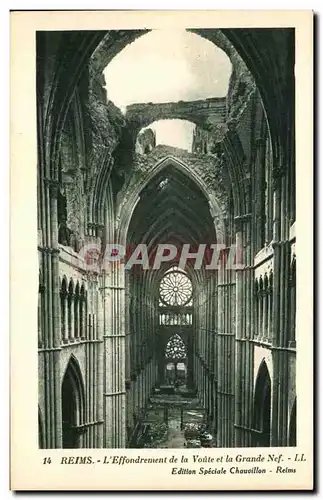 Cartes postales Reims L&#39Effondrement De La Voute Et La Grande nef Militaria