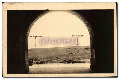 Cartes postales Ossuaire et phare de Douaumont