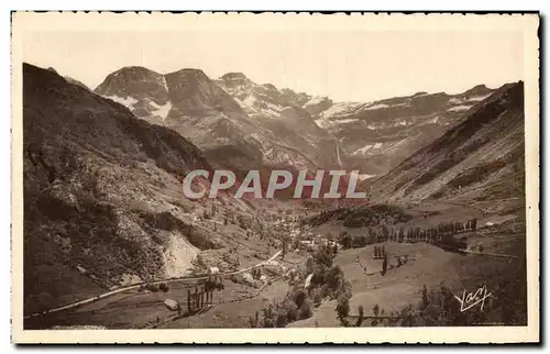 Cartes postales Gavarnie Le Village et le Cirque