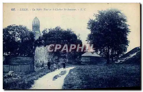 Cartes postales Lille La Noble Tour et le clocher St Sauveur Enfants
