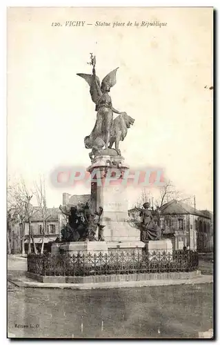 Ansichtskarte AK Vichy Statue Place de la Republique