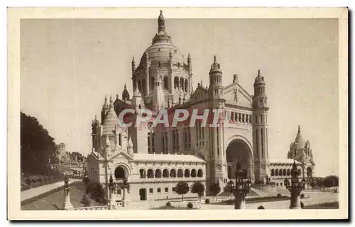 Cartes postales La Basilique De Lisieux Vue d&#39ensemble