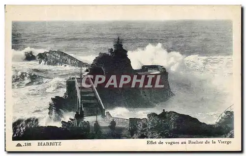 Cartes postales Biarritz Effet De Vagues Au Rocher De La Vierge