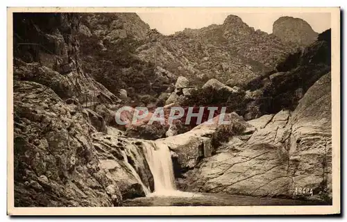 Ansichtskarte AK Lamalou les Bains Un Site sauvage dans les gorges a Colombieres sur Orb