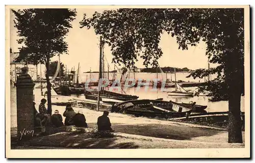 Cartes postales La Douce France Le Croisic Le Port Vu Du Jardin Bateaux