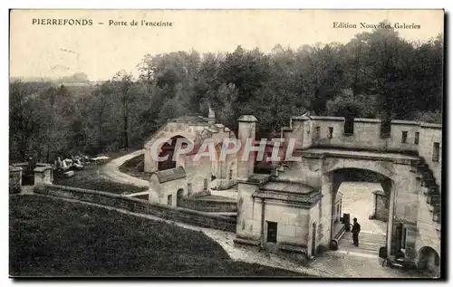 Cartes postales Pierrefonds Porte De l&#39Enceinte