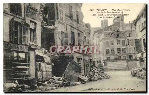 Ansichtskarte AK Verdun Rue Beaurepaire apres le bombardement Militaria