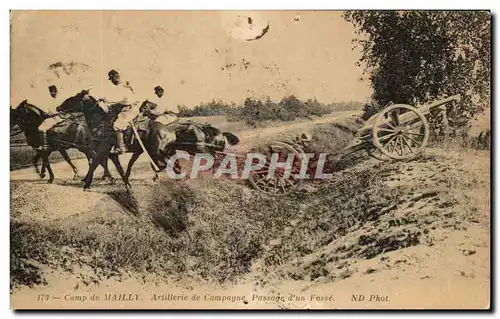 Cartes postales Camp De Mailly Artillerie De Campagne Passage d&#39Un fosse Cheval Militaria