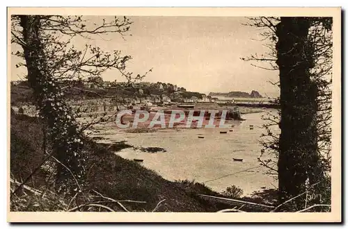 Cartes postales Cote D&#39Emeraude Cancale Le Port de la Houle et les Rocher