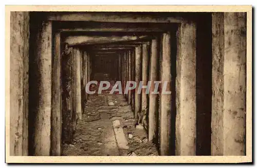 Cartes postales Fort de Vaux Gaine conduisant au mur de contrescarpe Militaria