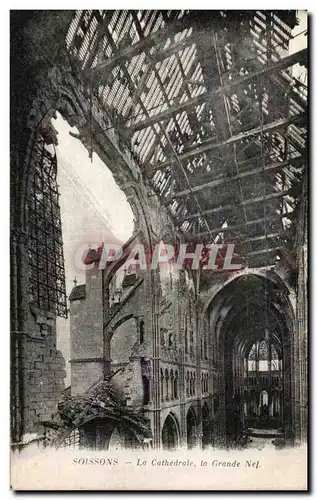 Cartes postales Soissons La Cathedrale le Grande nef Militaria