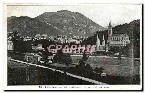 Ansichtskarte AK Lourdes La Basilique le Pic du Jer