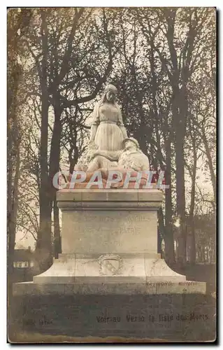 Cartes postales Conches statue morts pour la patrie Militaria