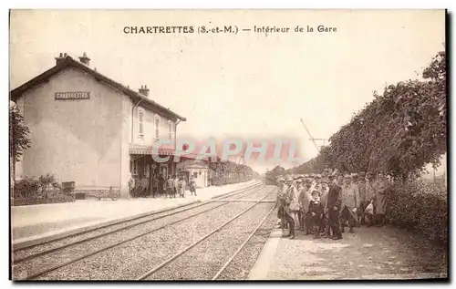 Ansichtskarte AK Chartrettes Interieur de la Gare Militaria