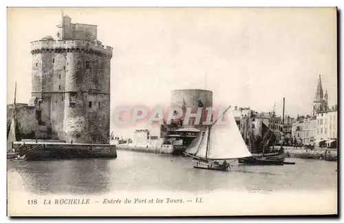 Cartes postales La Rochelle Entree du Port et les Tours Bateaux