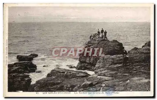 Cartes postales Les Sables D&#39olonne Les Rochers sur la Cote du Puits d&#39Enfer