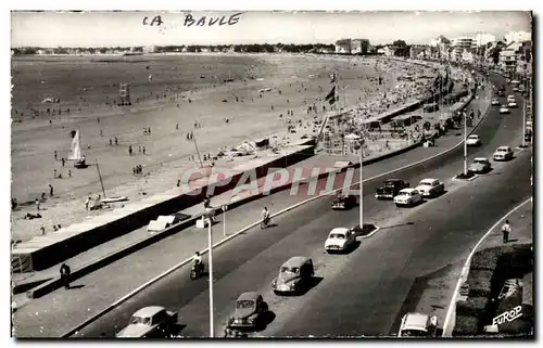 Ansichtskarte AK La Baule Le remblai et la Plage