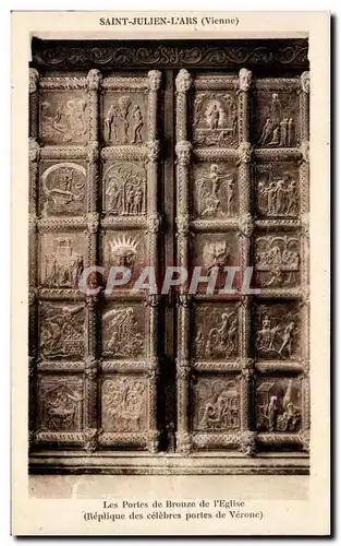 Cartes postales Saint Julien L&#39Ars Les Portes de Bronze de I&#39Eglise (replique des portes de Verone)