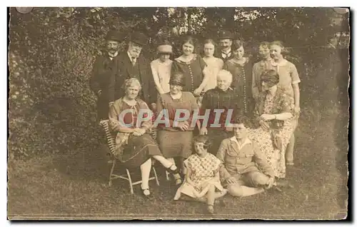 CARTE PHOTO Famille debut du siecle Folklore Costume