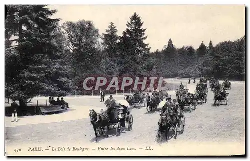 Ansichtskarte AK Paris Le Bois de Boulogne Entre les deux Lacs Chevaux caleches