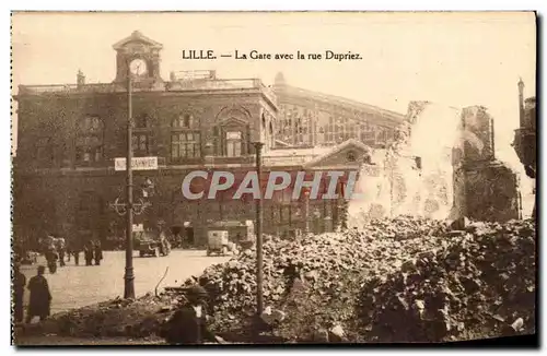 Cartes postales Lille La Gare avec la rue Dupriez Militaria