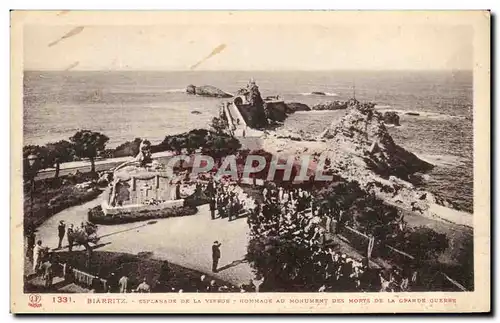 Cartes postales Biarritz Esplanade De La Vierge Hommage au monument des morts de la grande guerre