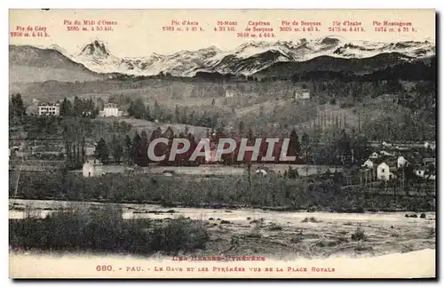 Cartes postales Les Basses Pyrenees Pau Le Gave Et Les Pyrenees vus de la place Royale