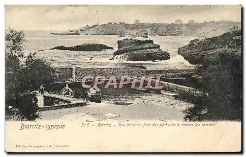 Cartes postales Biarritz Typique Biarritz vue Prise Au Port Des pecheurs a travers les tamaris