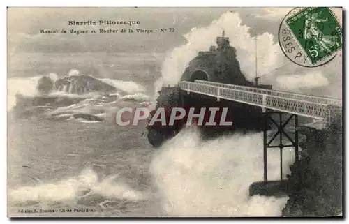 Cartes postales Biarritz Pittoresque Assaut De Vagues Au Rocher de La Vierge