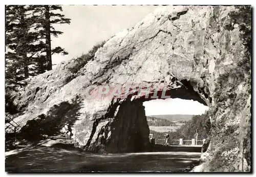 Cartes postales moderne Gerardmer Route de la Schlucht La Roche du Diable