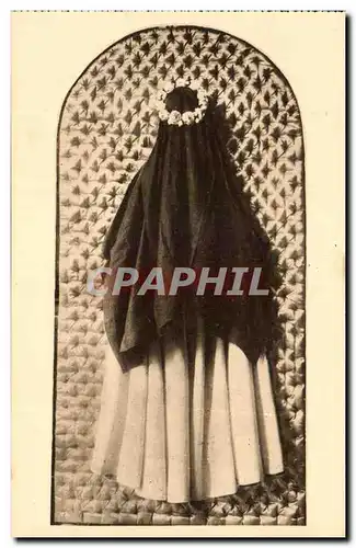 Cartes postales Manteau blanc et grand voile de Saint Therese de l&#39Enfant Jesus