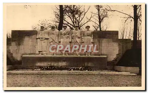 Cartes postales Moument aux Enfants de Verdun Morts pour la Frances Militaria