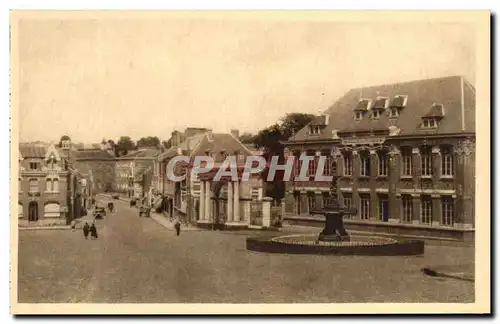 Cartes postales Le Cateau Place Thiers et le Jet d&#39Eau