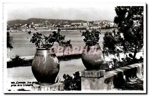 Cartes postales Cannes Vue Generale Prise De La Croisette
