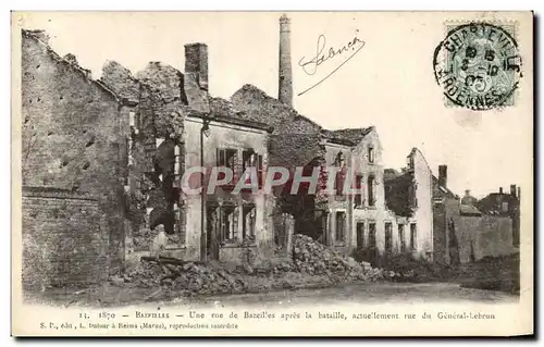 Cartes postales Bazeilles Une Rue De Bazeilles Apres La Bataille Rue du General Lebrun Militaria