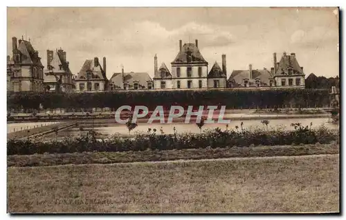 Ansichtskarte AK Fontainebleau Le Chateau et le Parterre