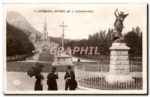 Ansichtskarte AK Lourdes Entree De L&#39Esplanade