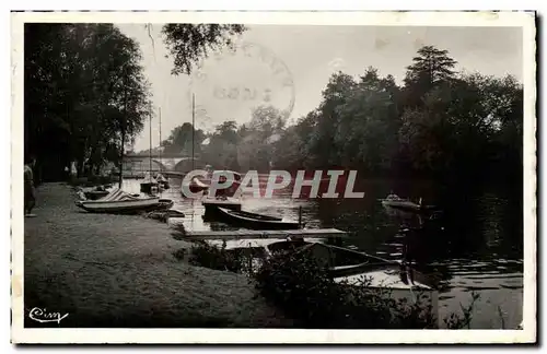 Cartes postales St Avertin La Rade du Cercle Nautique Bateaux