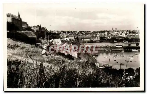 Ansichtskarte AK Granville vue Generale Sur Les bassins Et La Haute Ville