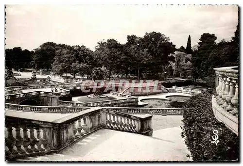 Cartes postales moderne Nimes Jardin de la Fontaine vue d'ensemble