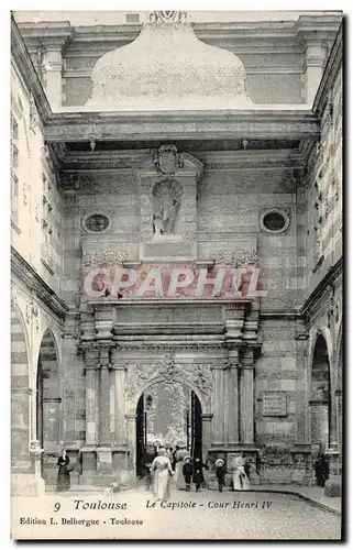 Ansichtskarte AK Toulouse Le Capitole Cour Henri IV