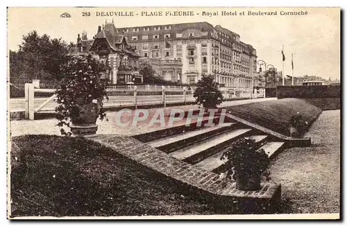 Ansichtskarte AK Deauville Plage Fleurie Royal Hotel et Boulevard Cornuche