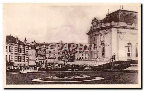 Ansichtskarte AK Trouville La Reine Des Plages Jardin du casino et hotel Belle Vue