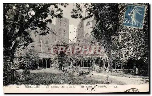 Ansichtskarte AK Toulouse Le Cloitre du Musee La Cour Interieure