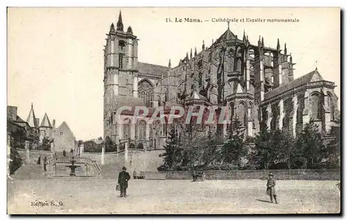 Cartes postales Le Mans Cathedrale et Escalier monumental